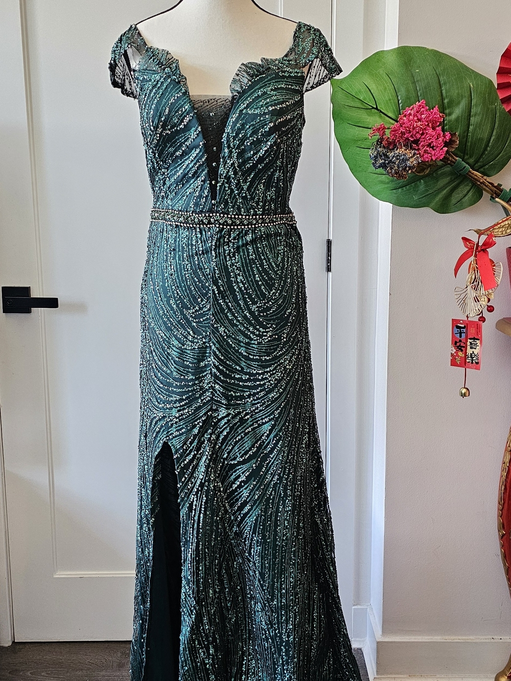 Embellished Deep Green Off-Shoulder Prom Gown